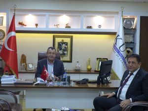 Kuşadası’nda İŞKUR ofisi açılması için girişimler sürüyor