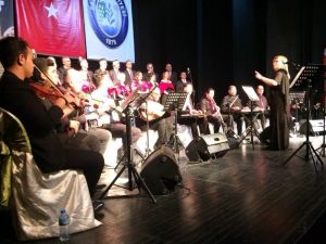 Büyükşehir konservatuarından Salihli’de sanat müziği ziyafeti