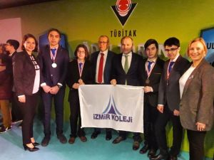 İzmir Koleji TÜBİTAK’tan 4 madalya ile döndü