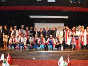 Libyalı öğrencilerin mezuniyet coşkusu