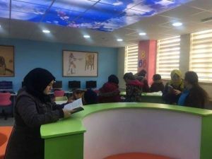 Çavdarhisar Ortaokulu’na kütüphane