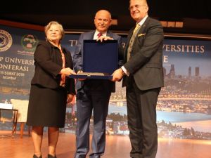 Türk ve Arap akademi dünyası bir araya geldi