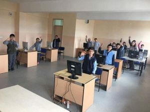 Kendi imkanlarıyla bilgisayar laboratuvarı kurdular