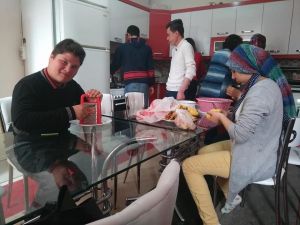 Özel eğitim öğrencilerinin mutfak eğitimi