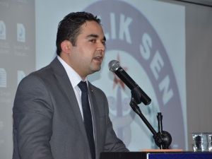 Sağlık Sen’den, “Hekimlere zorunlu aidat uygulaması son bulmalı” açıklaması