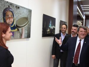 Türkiye’yi karış karış gezerek sergi açtılar