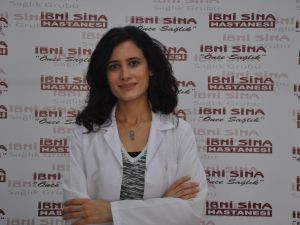 Saç dökülmesi  kadınların psikolojilerini bozuyor