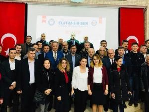 Eğitim Bir-Sen sendikanın hizmet sınıfları ile bir araya geldi