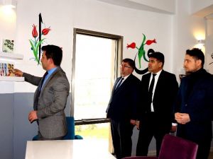 Sarıgöl’de öğretmenler okula kütüphane kazandırdı