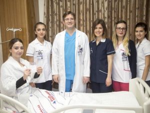 3 yaşında ameliyat oldu, 18 yıl sonra boğazında unutulan iğneden kurtuldu