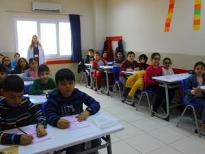 Değişim Koleji Bursluluk sınavına öğrenci akını