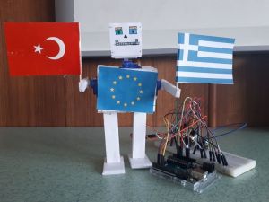 Ege’nin iki yakası robotik kodlamada buluşuyor