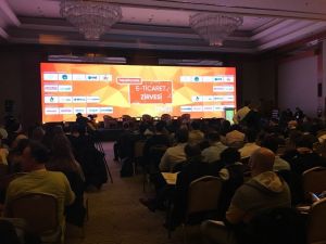 MAGİAD, İzmir’de e-ticaret zirvesi gerçekleştirdi