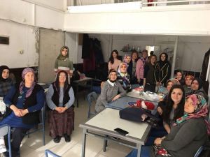 Şaphane’de ’Kaneviçe Kursu’ açıldı