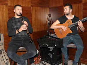 Hilton’da canlı müzik keyfi