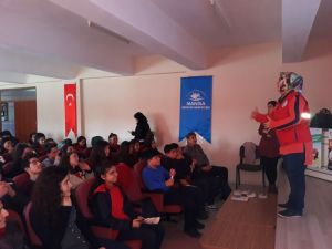 Kula’da öğrencilere ’Davranışsal Bağımlılık’ semineri