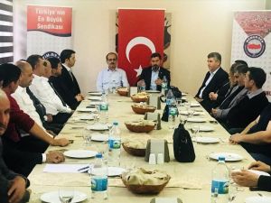 Eğitim Bir-Sen ilçe temsilcileri ile aylık toplantısını yaptı