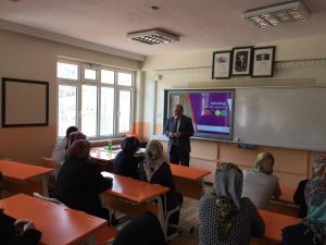 Müdür Fuat Bayri: Teknoloji bağımlılığı sosyalliğin önüne geçer