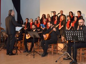 Aşık Veysel Foça’da türküleriyle anıldı