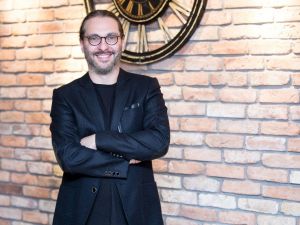 ’’Çıkık elmacık kemikleri özgüveni arttırıyor’’