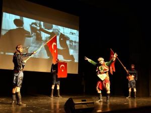 Nevruz Bayramına özel dans gösterisi