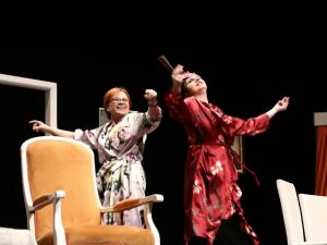 Maltepe’de tiyatro keyfi