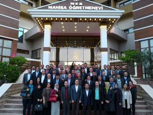 Eğitimciler sorunlarını masaya yatırdı