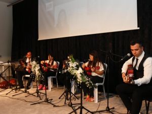 Yenipazarlılar halk müziği ile buluştu