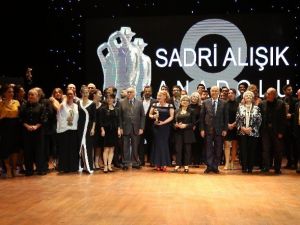 Sadri Alışık Ödülleri Yenimahalle’de dağıtıldı