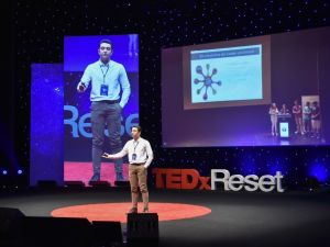 Uğurlu öğrenci TEDxReset sahnesindeydi: “Başarısızlık, başarının ilk adımıdır”