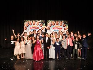 “Bizim Köyün Şarkısı” İzmir’de çalacak