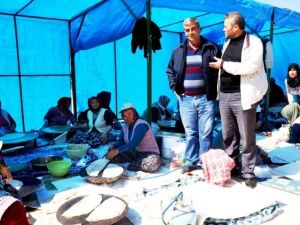 Okulun ihtiyaçları için anneler devreye girdi