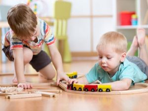 ’Benimle ilgilen’ demenin başka yolu; çocuklarda atma davranışı