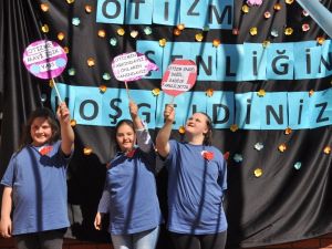 Nazilli Belediyesi’nden otizme farkındalık şenliğine destek