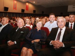 Cumhurbaşkanı Mustafa Akıncı, 5. Tiyatro Günleri’nin onur konuğu oldu