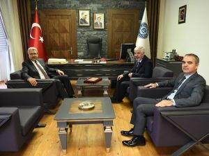 Ege Üniversitesinden İzmir Bakırçay Üniversitesine bilimsel destek