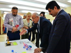 Manisa’da öğretmenler akademisyenlerle buluştu