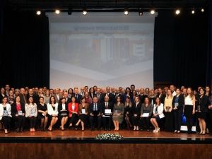 Yaşar Üniversitesinde 17. yıl gururu