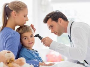 Çocuklarda kulakta sıvı birikmesi