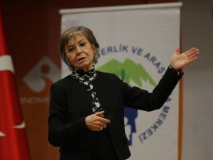 Prof. Dr. Baykara: “Çocuklarınızı anlayarak dinleyin”