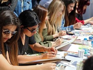 Dantel Sokak’ta sanat şöleni