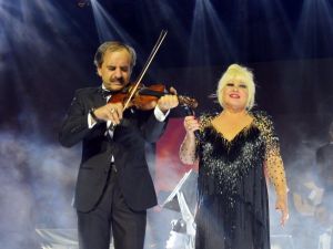 Diva ile Abacı 6 yıl sonra aynı sahnede