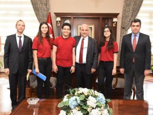 Dündar Çiloğlu Anadolu Lisesi Manisa Gençlik Forumu 2018’e hazırlanıyor