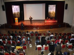 Öğrenciler Psikoloji Günleri’nde uzmanlarla bir araya geldi