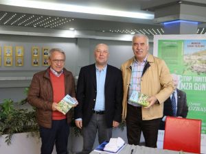 Manisalı yazarın imza günü