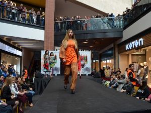 Trabzon’da “Yedi Bölge Moda İçin El Ele” defilesi