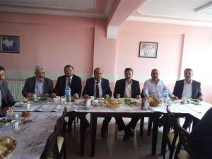 İmam Hatipliler muhtarlara isteklerini anlattı