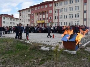 Aslanapa Anadolu Lisesi’nde yangın tatbikatı