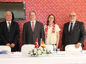 Türk ve Alman vatandaşları sosyal güvenlik hakları konusunda bilgilendirilecek