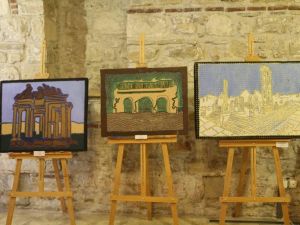 Kuşadası’nda resim ve fotoğraf sergileri açıldı